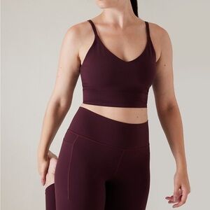 Athleta elation v neck longline bra